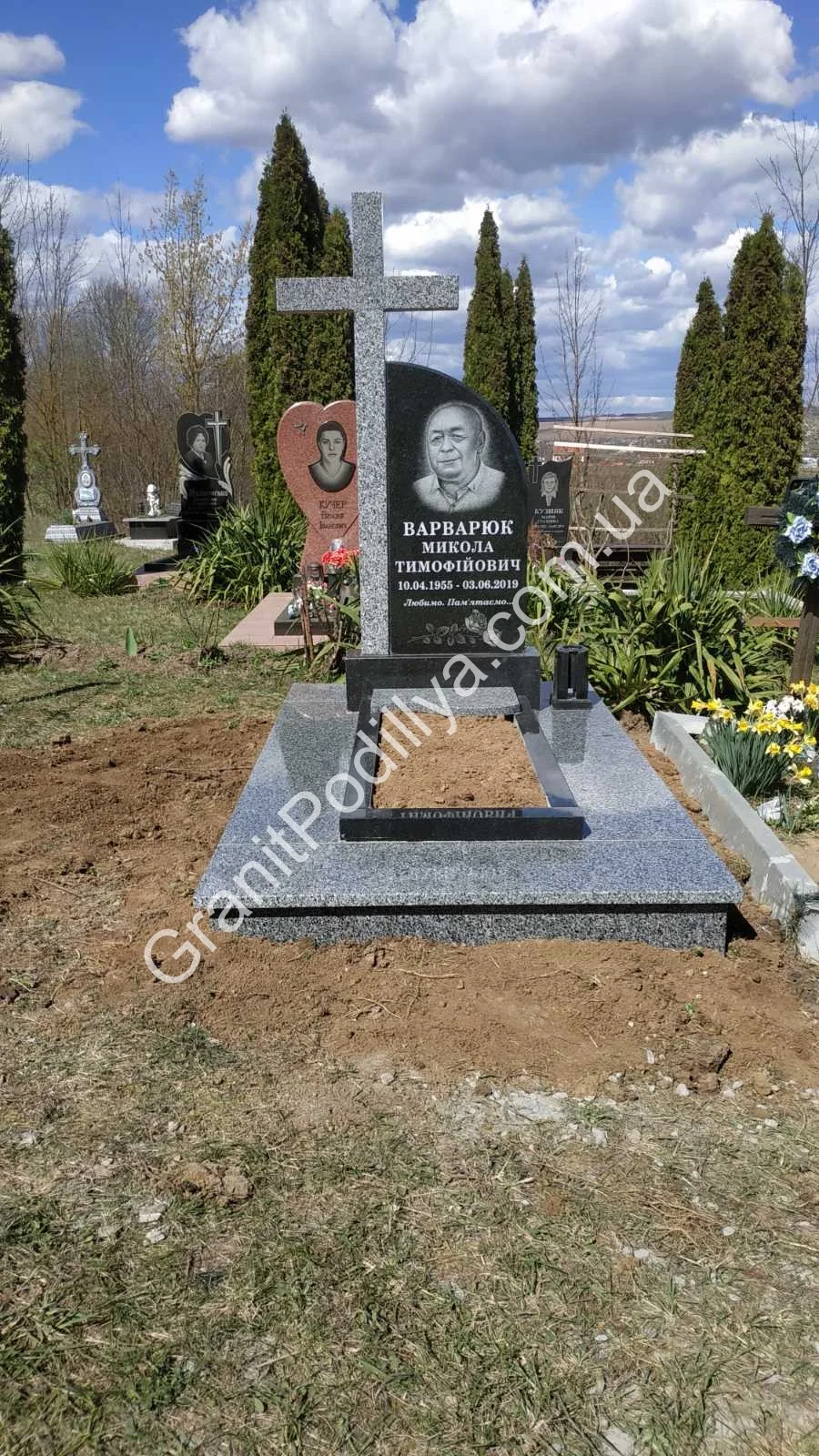 Подвійний пам'ятник з граніту - Кам'янець-Подільський | GranitPodillya